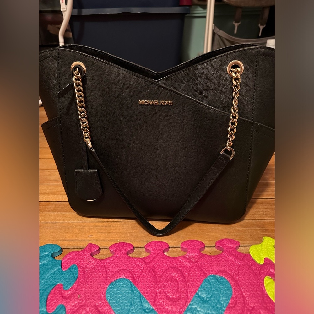 Black Jet Set Shoulder Tote